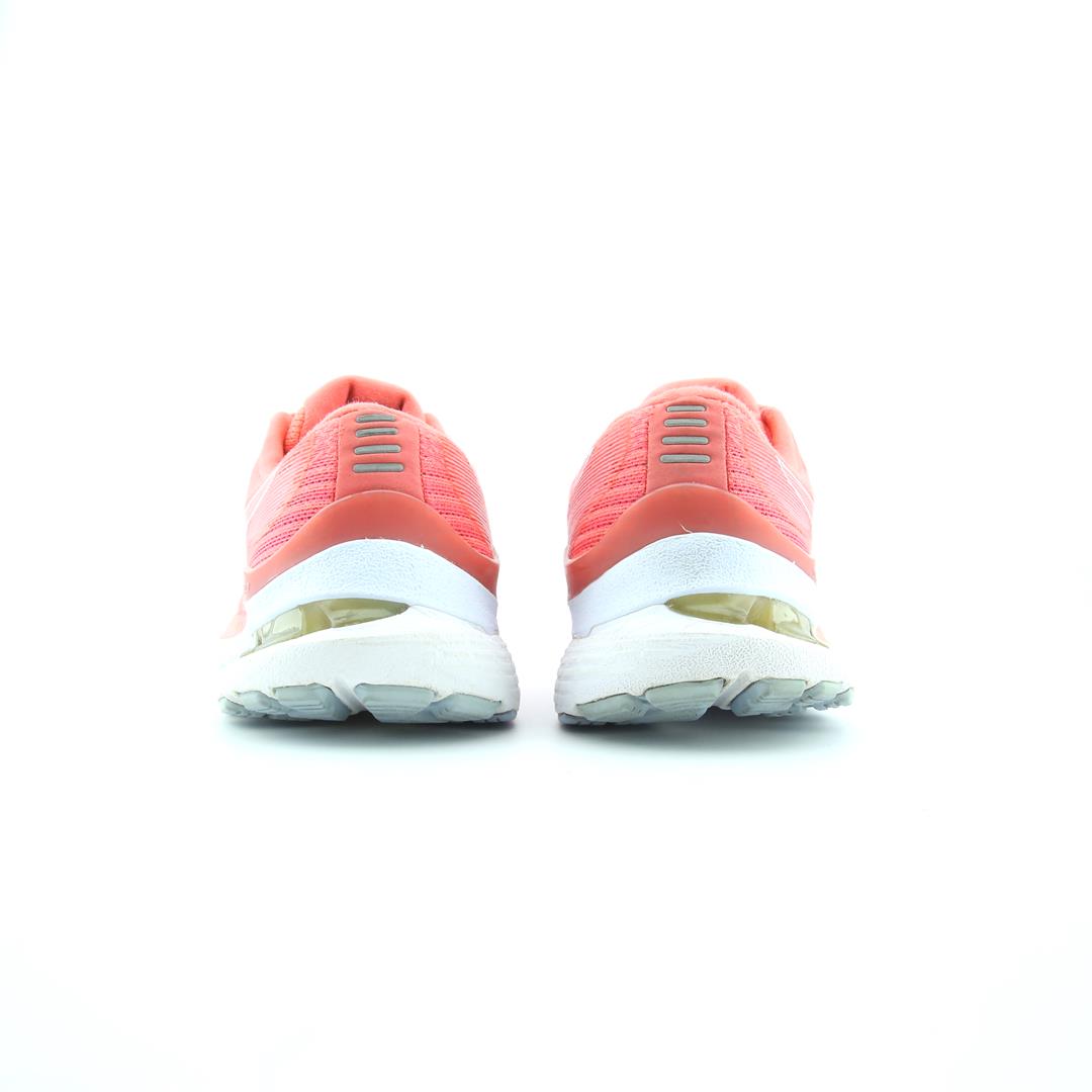 ASICS GEL KAYANO 28