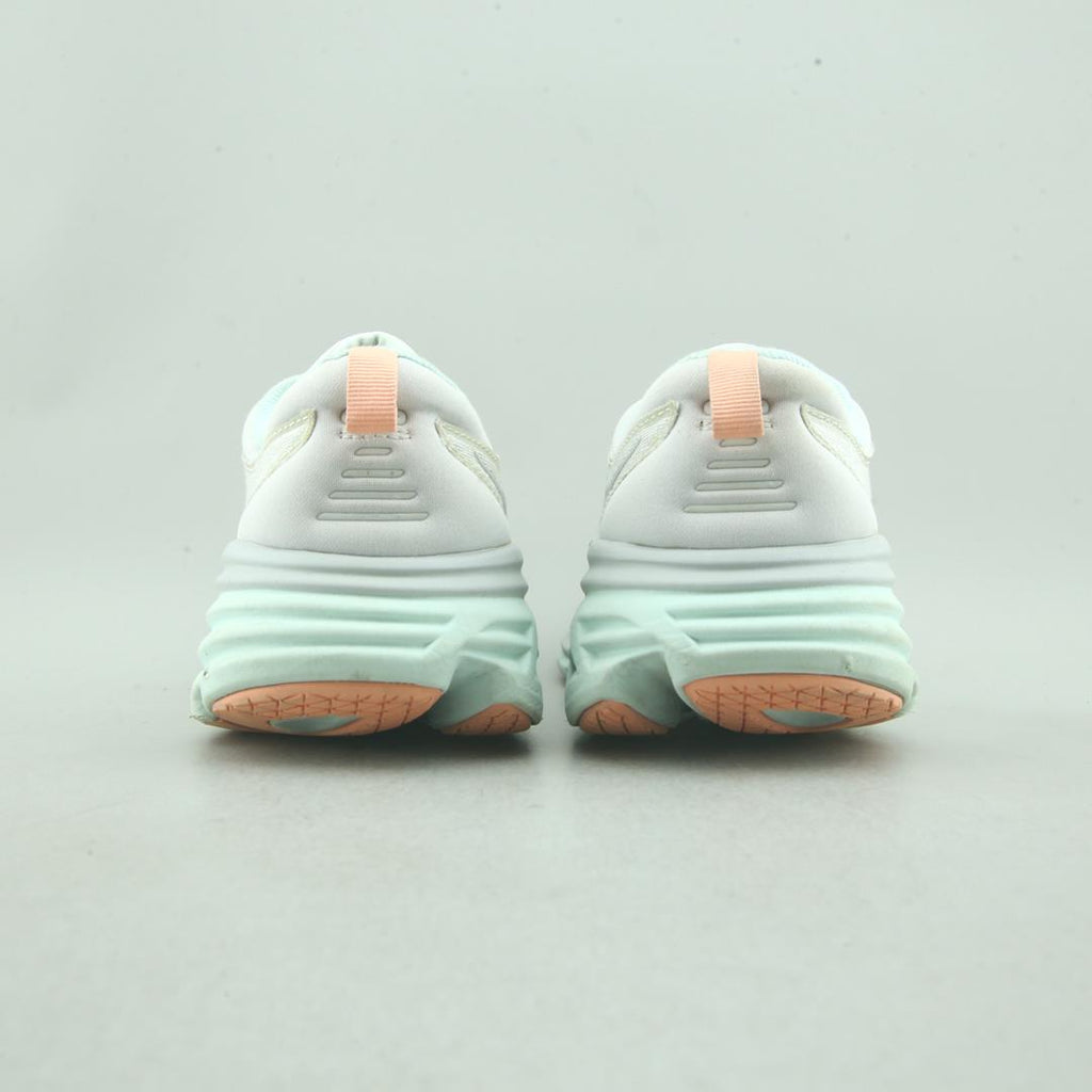 HOKA ONE ONE BONDI 8