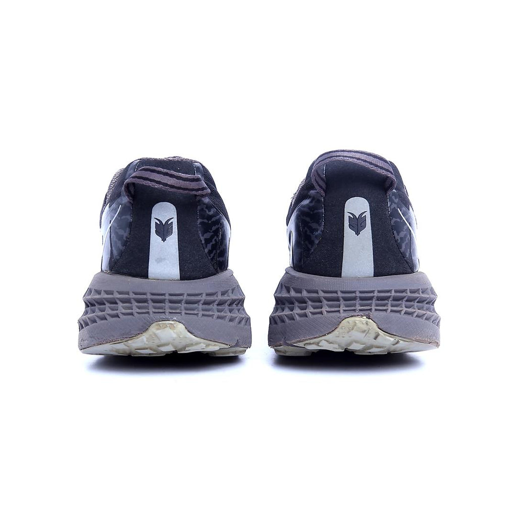 HOKA ONE ONE SPEEDGOAT 3