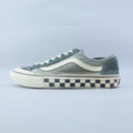 VANS AUTHENTIC